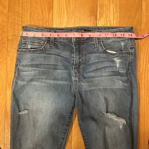 Joe’s womens skinny distressed jeans size 29. - Picture 4 of 8